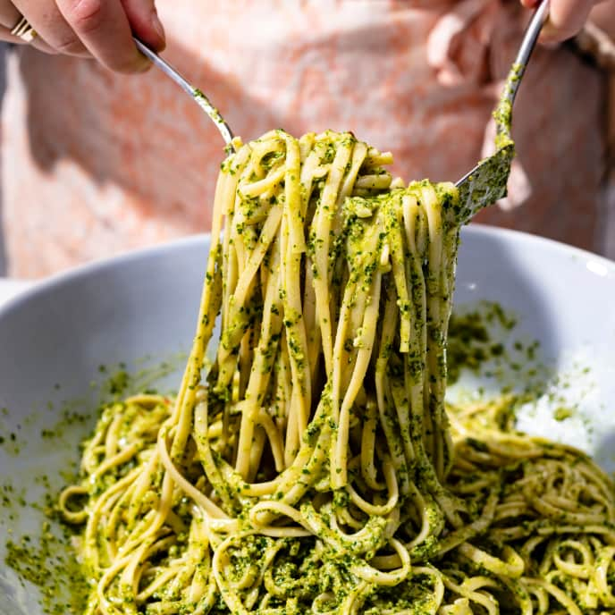 Linguine with Pesto di Prezzemolo