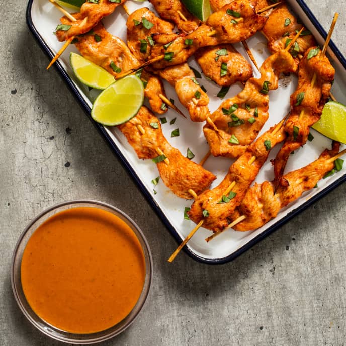 Air-Fryer Red Curry Chicken Kebabs with Peanut Dipping Sauce