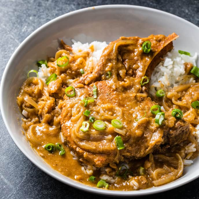 Slow-Cooker Smothered Pork Chops