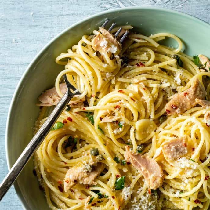 Spaghetti with Tuna and Capers