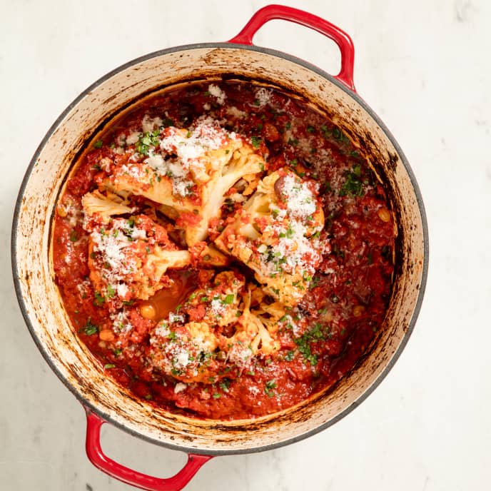 Whole Pot-Roasted Cauliflower With Tomatoes and Olives