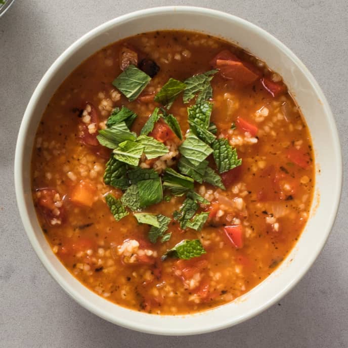 Vegan Turkish Tomato, Bulgur, and Red Pepper Soup