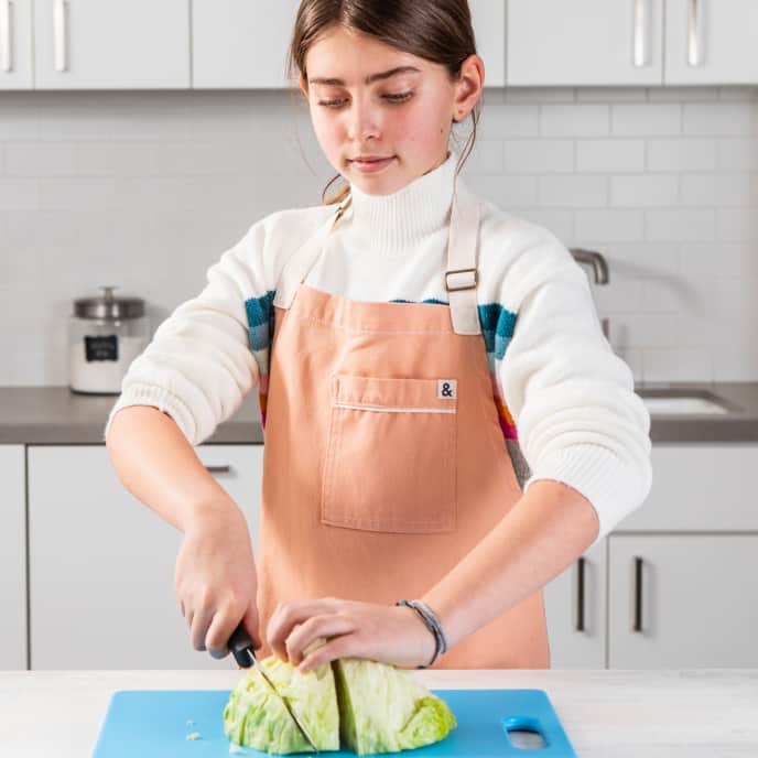 Chopping and basic knife skills - Kids' Kitchen