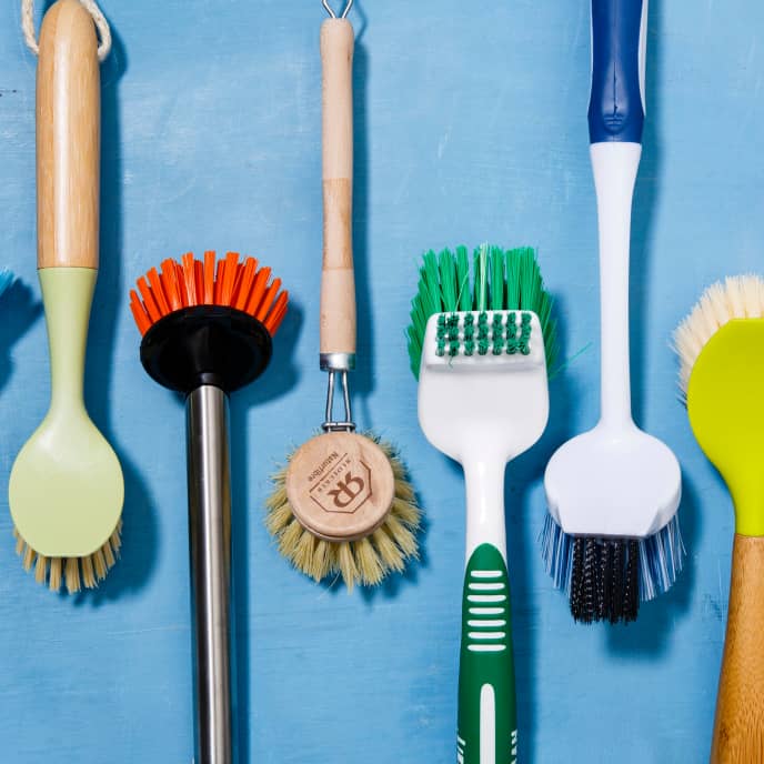 The 5 Best Types Of Cleaning Brushes And Their Uses - Eloise's