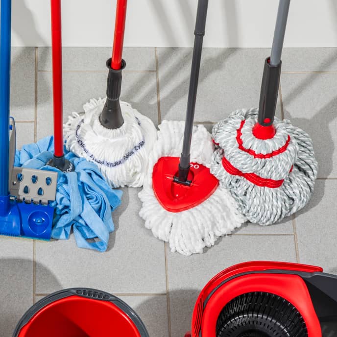 Everything you need to know about the Vileda EasyWring Spin Mop & Bucket  System! 