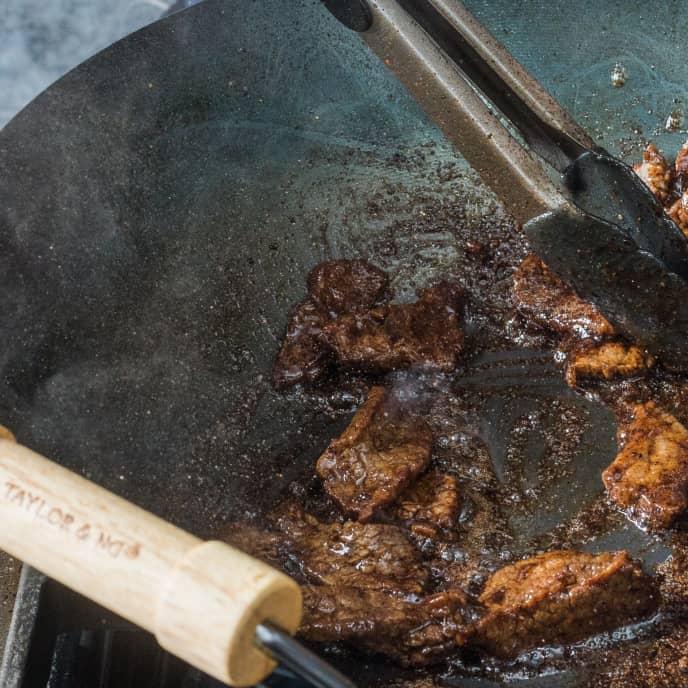 How to Use A Wok For Stir Frying & Steaming - Foodal