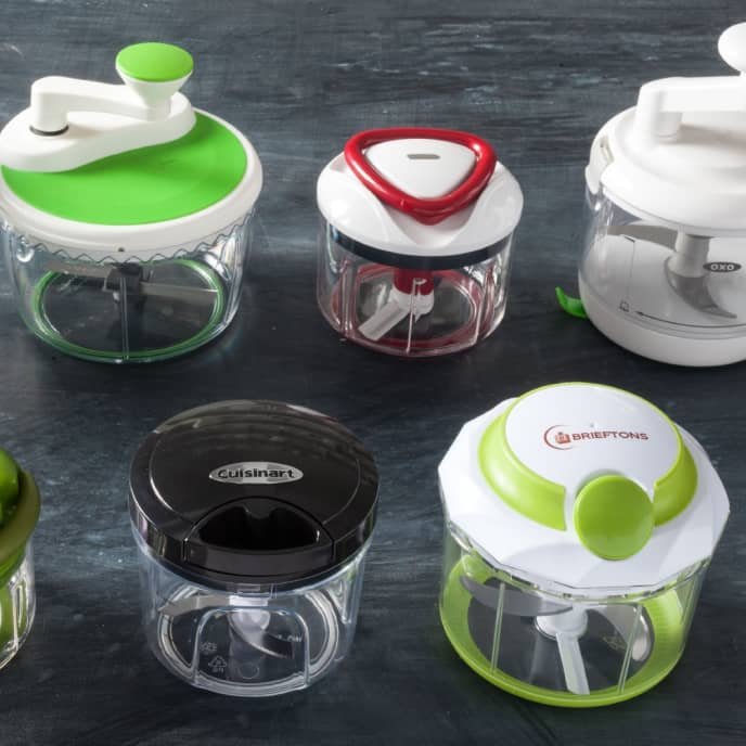 Portable and Manual Vegetable Chopper - Round, Compact, Green