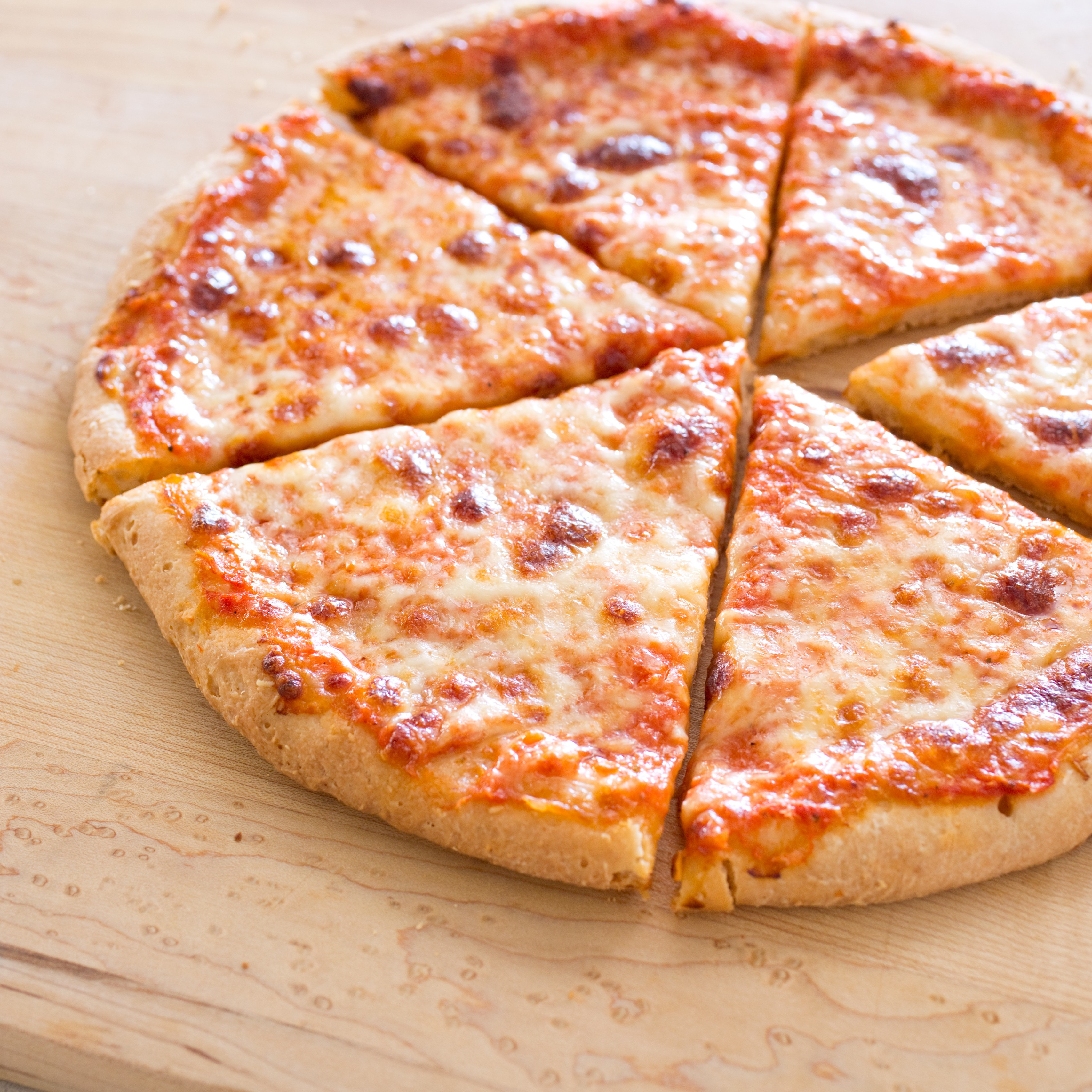 Тесто для пиццы дрожжевое. Пицца с ветчиной и помидорами. Тесто для пиццы. Тесто для пиццы дрожжевое. Тесто для пиццы.