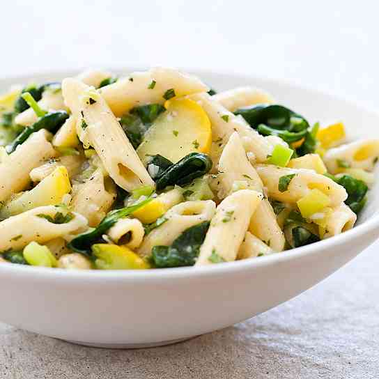 Farmers' Market Pasta with Leeks, Spinach, and Summer Squash