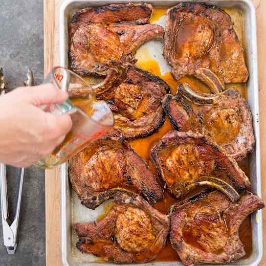 Monroe County–Style Pork Chops