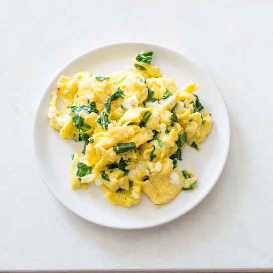 Spinach and Feta Breakfast Scramble