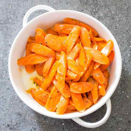 Glazed Carrots with Ginger and Rosemary