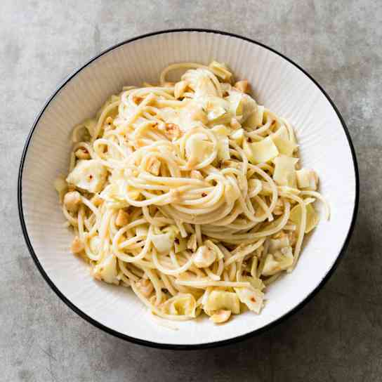 Garlicky Spaghetti with Artichokes and Hazelnuts