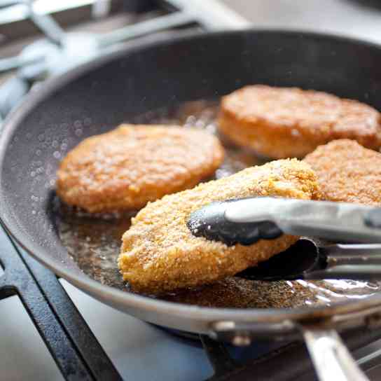 Crispy Pan-Fried Pork Chops
