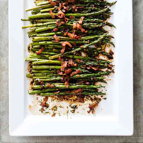 Asparagus with Bacon, Red Onion, and Balsamic Vinaigrette