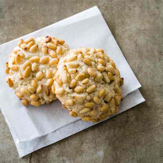 Pine Nut Macaroons
