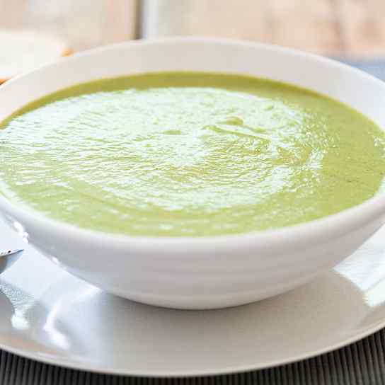 Low-Fat Broccoli Cheddar Soup
