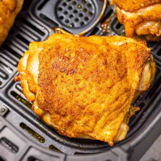 Air-Fryer Roasted Chicken Thighs with Ras El Hanout and Lemon