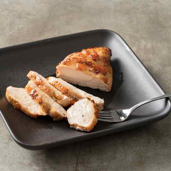 Air-Fryer Apricot-Thyme Glazed Chicken Breasts
