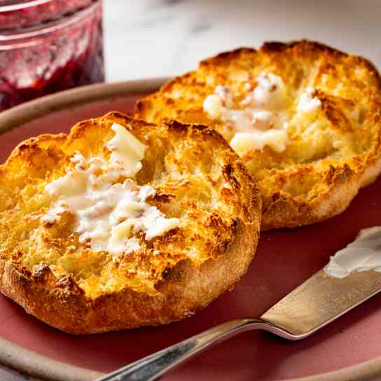 Light and Crispy English Muffins
