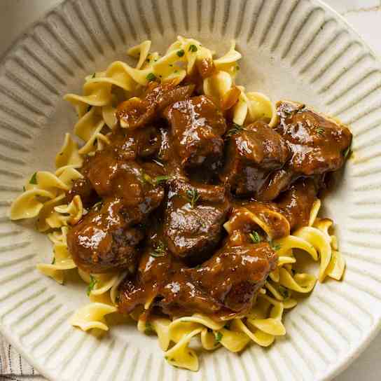 Carbonnade a la Flamande (Belgian Beef, Beer, and Onion Stew)