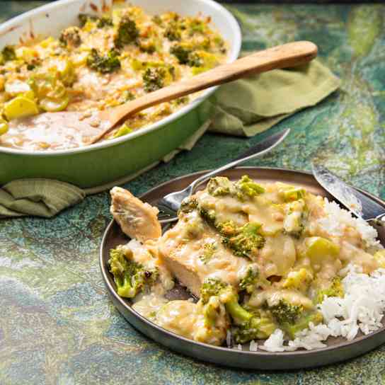Cheesy Chicken and Broccoli Bake