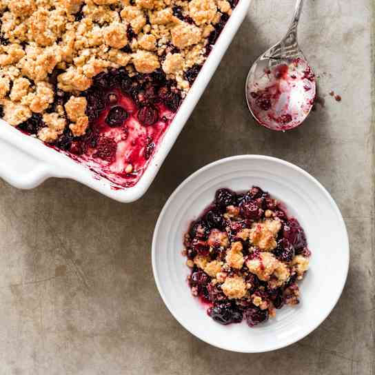 Cherry–Hazelnut Crisp (Reduced Sugar)