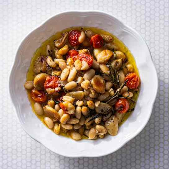 Confit Beans with 40 Cloves of Garlic