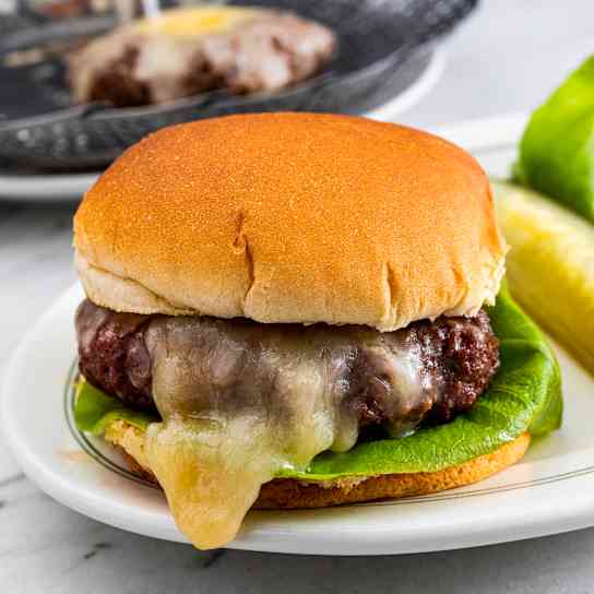 Connecticut Steamed Cheeseburgers