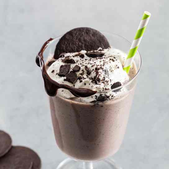 Ultimate Cookies and Irish Cream Milkshakes