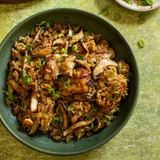 Crispy Brown Rice with Soy Chicken and Shiitake Mushrooms
