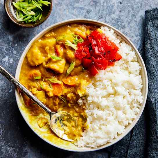 Kare Raisu (Japanese Curry Rice with Chicken)