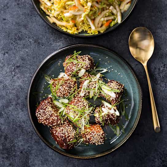 Air-Fryer Korean Steak Tips with Napa Cabbage Slaw