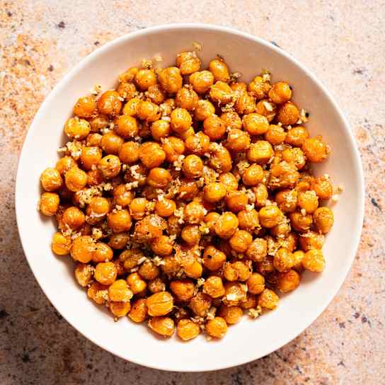 Lemon-Pepper Crispy Chickpeas