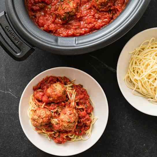 Slow-Cooker Meatballs and Marinara