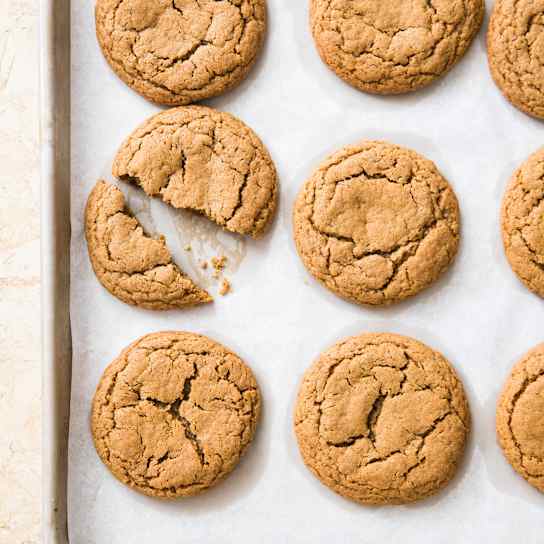 Molasses Spice Cookies (Reduced Sugar)