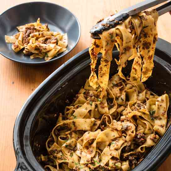 Slow-Cooker Mushroom Bolognese