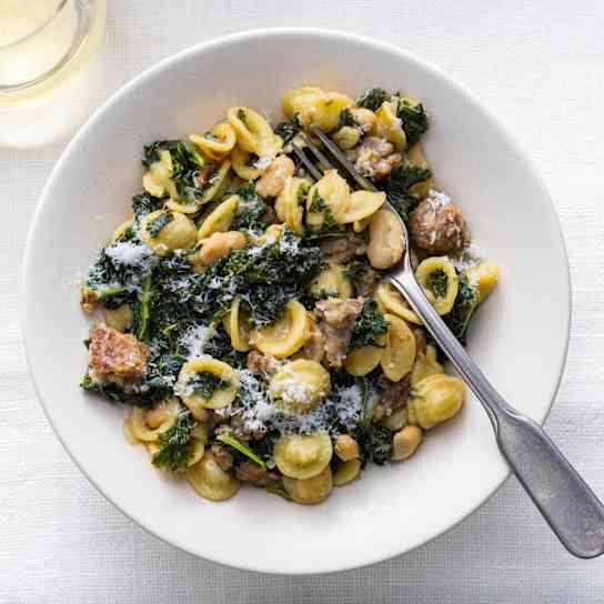 One-Pot Sausage, Kale, and White Bean Pasta