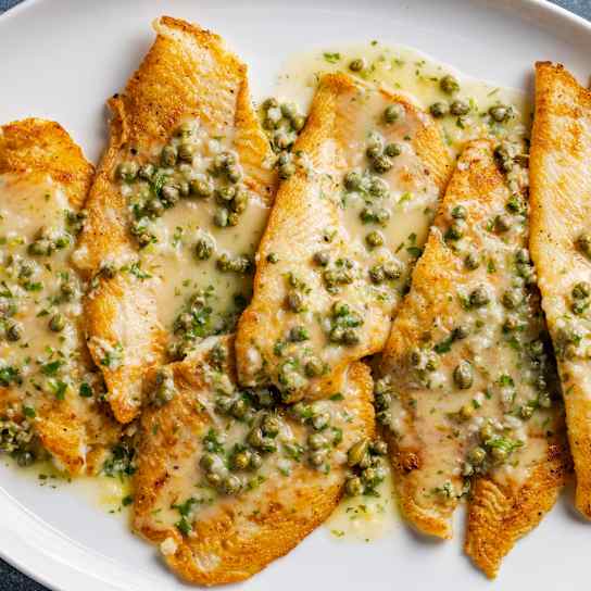Pan-Seared Flounder with Lemon-Caper Sauce