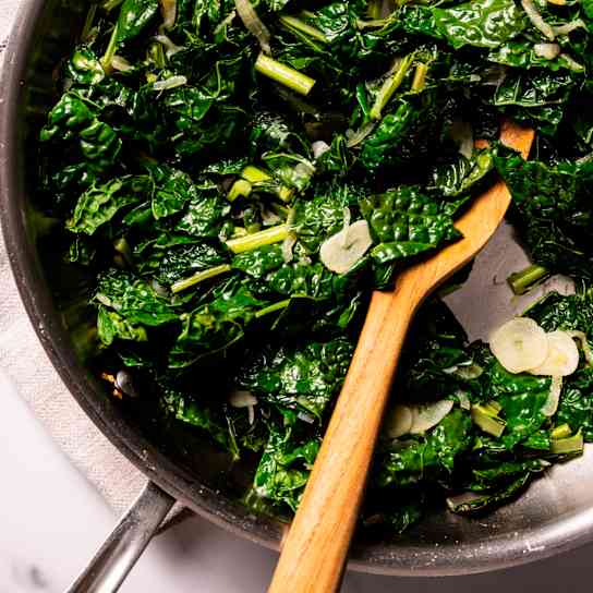 Sautéed Kale with Shallots and Garlic