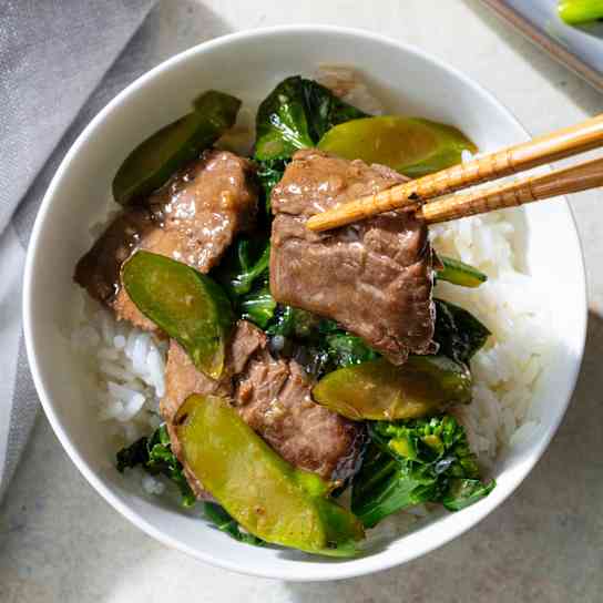 Stir-Fried Beef and Gai Lan for Two