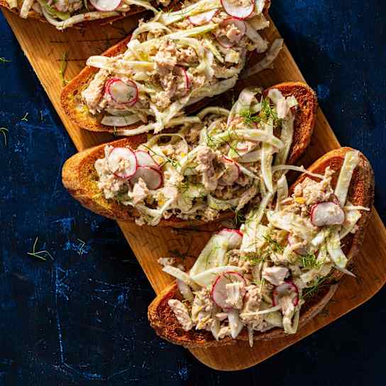 Tuna, Fennel, and Radish Salad Toasts