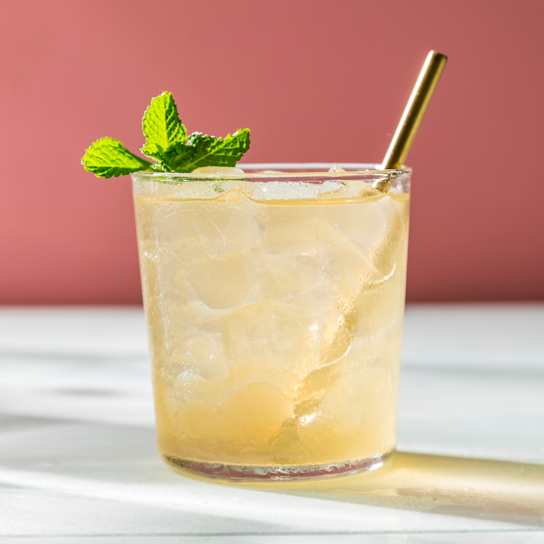 Cantaloupe-Mint Iced Green Tea