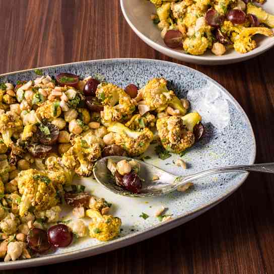 Air-Fryer Curried Roasted Cauliflower and Chickpea Salad
