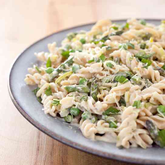 Gluten-Free Fusilli with Spring Vegetable Cream Sauce