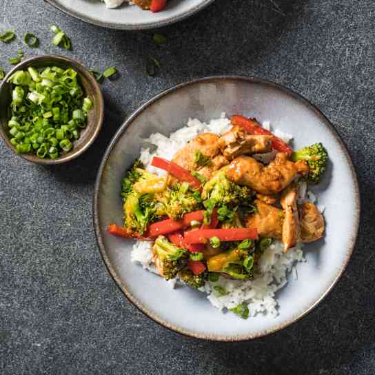 Sweet and Spicy Orange Chicken with Broccoli for Two
