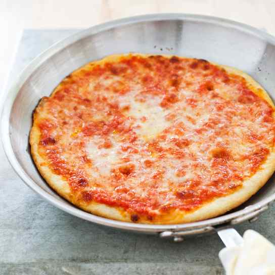Easy Skillet Cheese Pizza for Two