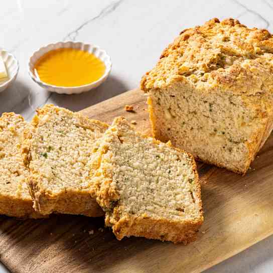 Beer-Batter Bread with Cheddar and Jalapeno