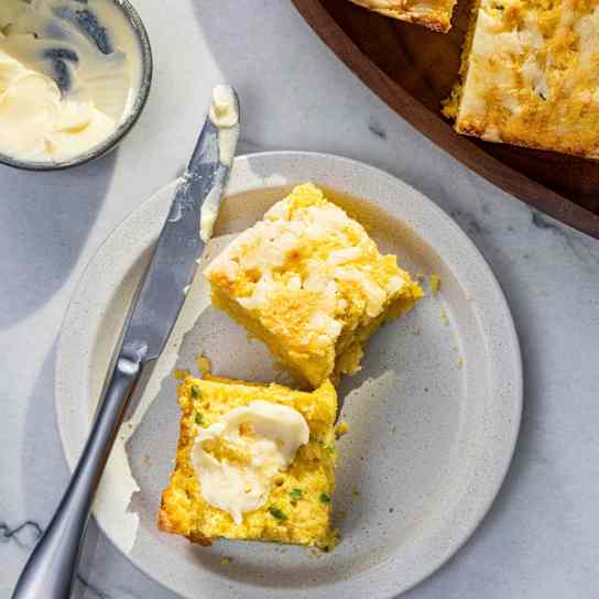 Spicy Jalapeño-Cheddar Cornbread
