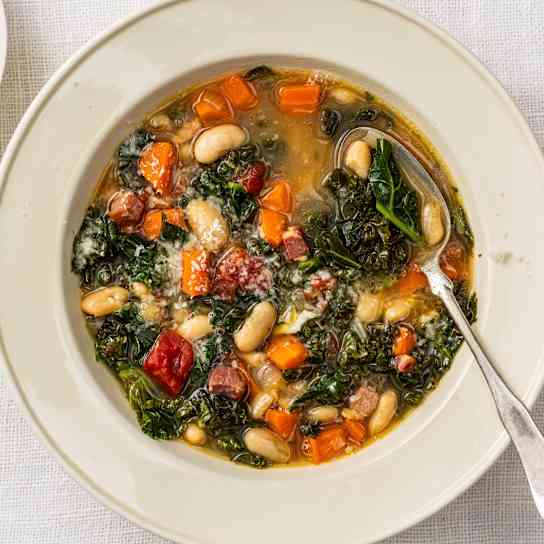 Hearty Tuscan Bean Stew